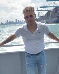 Bildergebnis für Michael Sayles