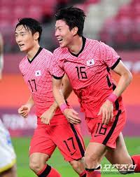 전통의 아시아 축구 최강자 3국 중 하나로, 국제무대에서 죽을 쑤는 편임에도 불구하고 아시아 내전에서 가히 최강의 면모를 보여준다. Qfvefrmzsocolm