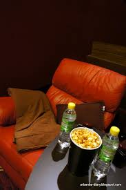 Gsc signature cinema has 7 screens, including thx and dolby atmos features, and 572 seats for movie goers. Gsc Signature Gold Class James Bond S Skyfall Sassy Urbanite S Diary