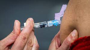 The vaccine is approved for people who are 18 years of age and older. Minister De Jonge Eerste Coronavaccinatie Op 8 Januari Nos