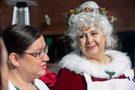 COVID survivor dresses as Mrs. Claus for emotional reunion with care team  that saved her life