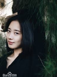 Zhu Yan Man-Zi (朱颜曼滋)