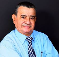 POR: DOCTOR WILLIAM LORA