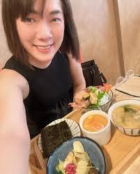 Irene Hsueh's Instagram, Twitter & Facebook