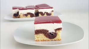 März 2017 von sonja 23 kommentare. Rotkappchenschnitten Rotkappchen Kuchen Vom Blech Youtube