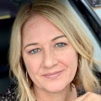 Somya Nagpal's Instagram, Twitter & Facebook