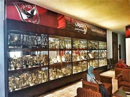 مناوشات ورشق بالحجارة بين أنصار النهضة ومؤيدي الرئيس سعيد بالقرب من مقر البرلمان غداة قرار تجميد عمل البرلمان وإقالة رئيس الوزراء. ØªØ·Ø¨ÙŠÙ‚ Ø§Ù„Ù†Ø§Ø¯ÙŠ Ø§Ù„Ø§Ù‡Ù„ÙŠ