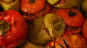 Ricetta peperoni ripieni è un secondo piatto certamente non leggerino ma vi posso … La Ricetta Dei Peperoni Ripieni Fritti Alla Siciliana Siciliafan