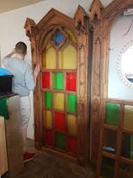 An overview of the conservation of leadwork in stained glass windows, including methods of manufacture, common defects and the releading 'the leadwork of a window needs replacing after 100 years or so'. Stained Glass Gothic Sliding Window For Sale In Carrigbyrne Wexford From Mccavity