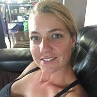 Lana Saunders's Instagram, Twitter & Facebook