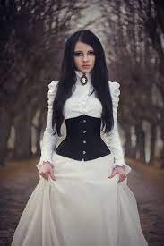 Pin By Melanie Martinez On Fashion And Style Likes Victorian Wedding Dress Halloween Wedding Dresses Gothic Wedding Dress