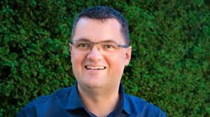 Kevin Poulton: Albury resident elected mayor of Wodonga