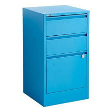 The 3 small and 1 large drawers are fully lockable and have space for a label for optimum organisation. Coffee Break 3 Drawer Locking Filing Cabinet Corporette Com