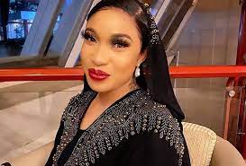 A day before sophia's birthday, tonto sent her a gift to celebrate her. Tonto Dikeh Biography Age Career Net Worth Family Net Worth