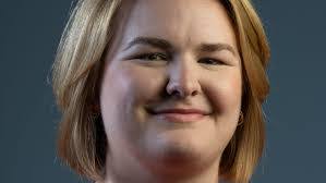 Caroline Beck's Instagram, Twitter & Facebook