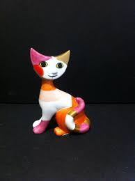 Www Elisa Regali It I Bellissimi Gatti In Porcellana Tedesca Dipinti A Mano Sono Prodotti Da Goebel Il Disegno E Di Rosina Wachtmeis Gatti Bomboniere Dipinti
