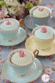 Vintage Teaparty Cupcakes Www Sweetnessonline Co Uk Tea Cup Cupcakes Tea Cups Afternoon Tea Parties