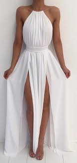 Abbiamo anche analizzato quanto segue vestito bianco. Quali Scarpe Indossare Con Un Vestito Bianco 50 Outfits Collection201 It Vestidos Estilosos Vestidos Glamourosos Looks Vestidos