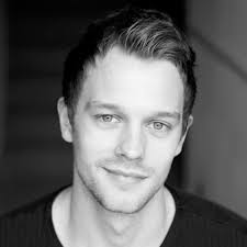 Robert Ansell (@robmjansell)