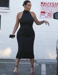 My body, my image and how i choose to look and what i want to share is my khloé kardashian's broken her silence about an unauthorized photo that was posted online without her permission. Pregnant Kim Kardashian Squeezes Into Lbd To Film Kuwtk With Khloe Kim Kardashian Skin Bodycon Dress Tight Black Dress