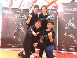 Lee chong wei is a malaysian professional badminton player who is considered a national hero in malaysia. Lee Chong Wei Movie Leechongweimovi Twitter