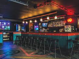 Smart, successful, and motivated men are not found frequenting the local bars and clubs every night. Best Places To Pick Up Girls In Houston Dating Guide How And Where
