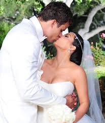 Kim kardashian's wedding weekend photo album. Kardashian Marriage May End But The Wedding Goes On The New York Times