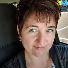 Amy Warner (amyelliott5)