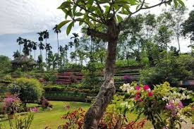 678 m from kampong melayu kebun bunga. 5 Taman Romantis Di Medan Ini Wajib Kamu Datangi Bareng Pasangan