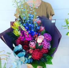 A full selection of fresh flower products from a bunch of florist's seasonal pick to a bespoke floral gift. Flower Delivery In Perth Same Day A Touch Of Class Florist