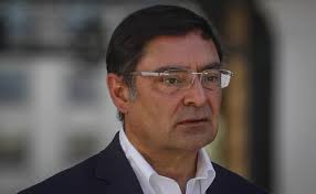 RENUNCIA GUEVARA. Felipe Guevara: el responsable político de la represión  en Santiago de Chile