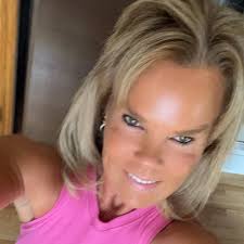 Bobbie Jo Roewer Potter (@bobbie.potter) • Threads, Say more