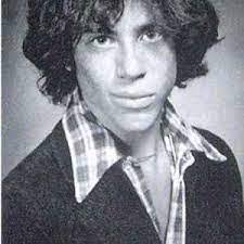 Janet Scharf's Instagram, Twitter & Facebook