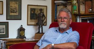 He received his oscar nomination for the 1974 animated short movie sisyphus.d12 that. A Magyar Nepmesek Volt Jankovics Marcell Csengohangja A Mobiljan