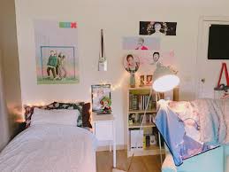 Oct 06, 2019 · aesthetic room tour:) welcome to my room! Pin By M ê¤ On Kpop Simple Room Room Aesthetic Bedroom