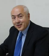 考官講習公告講習內容：最新演奏初級文憑考試ARSM的內容及準備方向時間：8/20 10：30～12：00  地點：台北市博愛路36號8樓費用：250元主講考官：Paul Arnell 報名電話：02-23751730