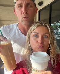 Ashley Hosbach (@ashleyhosbach) • Instagram photos and videos