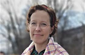 Straumfjordnes skole, Kvinnelige prester