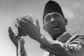 Ir soekarno atau yang lebih akrab disapa bung karno merupakan salah satu pahlawan proklamator yang dijuluki singa podium karena keahliannya dalam berpidato. Cerita Pertemuan Syekh Ahmad Surkati Dan Soekarno Republika Online