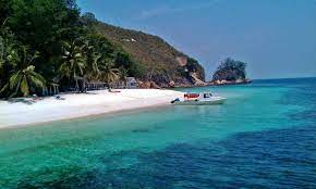 Johor bahru is adjacent to the city of iskandar puteri, both anchoring malaysia's third largest urban agglomeration, iskandar malaysia, with a population of 1,638,219. Singapore To Mersing Mpv Taxi Sg Jb 60123359503