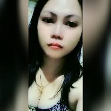 Helen Dano's Instagram, Twitter & Facebook