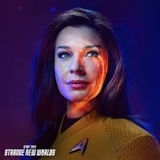 Guys gals and enby pals, i found the traveler, it's still