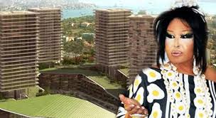Diva, arada bir eve gidip tek başına dua edip, vakit geçiriyor ve bir yıl önce kaybettiği annesinin acısını. Zorlu Center Dan Ev Almak Isteyen Bulent Ersoy A Buyuk Sok
