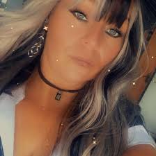 Lisa Dearing in people