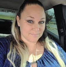 Sonya Newberry's Instagram, Twitter & Facebook