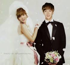 See more of i am luhan's wife on facebook. Tinglerush Ar Twitter Bakeyeons The Rumor Is Actually True That Luhan Has A Girlfriend Because He S Getting Married Http T Co Dhgoi75mhn This So Sweet Xd