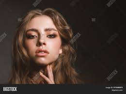 She joined the dream smp on november 16, 2020. Gorgeous Young Woman Image Photo Free Trial Bigstock