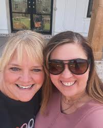 Vickie Morehead (@doinglifeoncripplecreek) • Instagram photos and videos