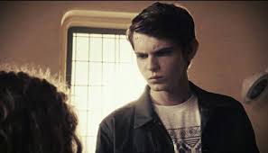 He Looks So Badass In This Picture Robbie Kay Peter Pan Robbie Kay Heroes Reborn