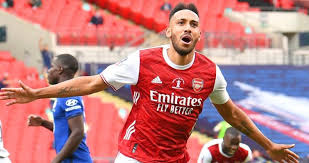 Манчестер юнайтед против ливерпуля в четвертом раунде кубка англии. Arsenal V 14 Yj Raz V Istorii Vyigral Kubok Anglii Goly Video